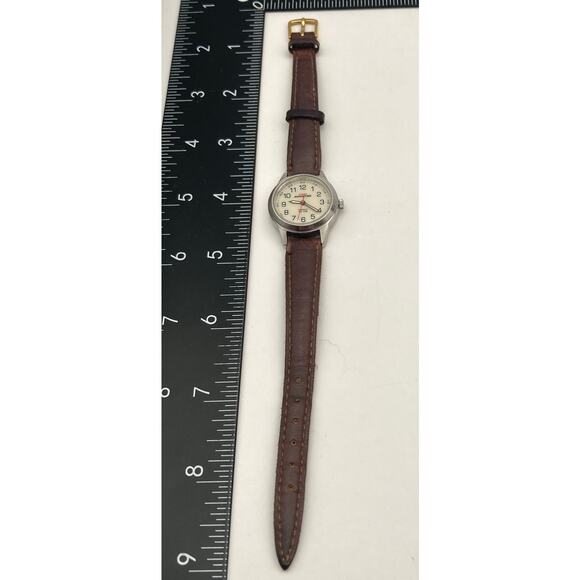 Timex Expedition Indiglo Womens Watch New Battery - Adjustable Band WR 50m - Picture 9 of 9